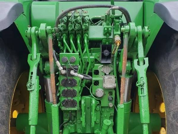 Трактор John Deere 7920 (2006)