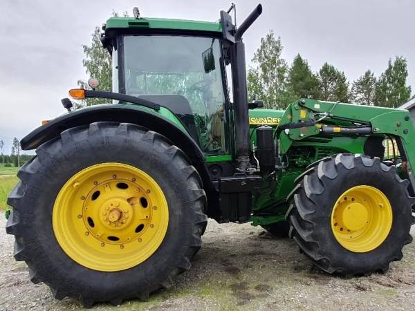 Трактор John Deere 7920 (2006)