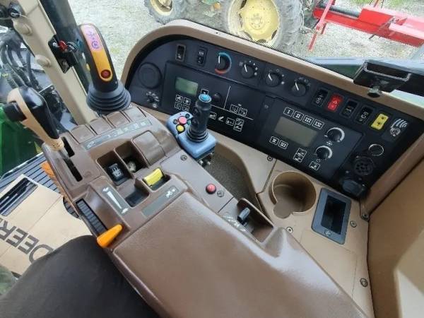 Трактор John Deere 7920 (2006)