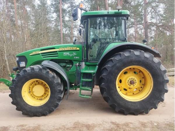 Трактор John Deere 7920 (2005)