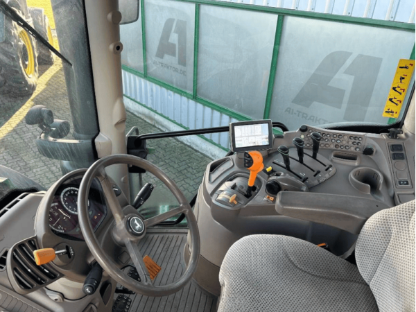 Трактор John Deere 6195R (2015)