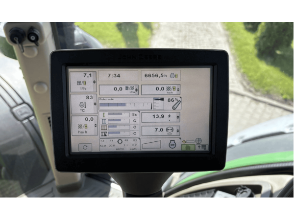 Трактор John Deere 8310R (2013)