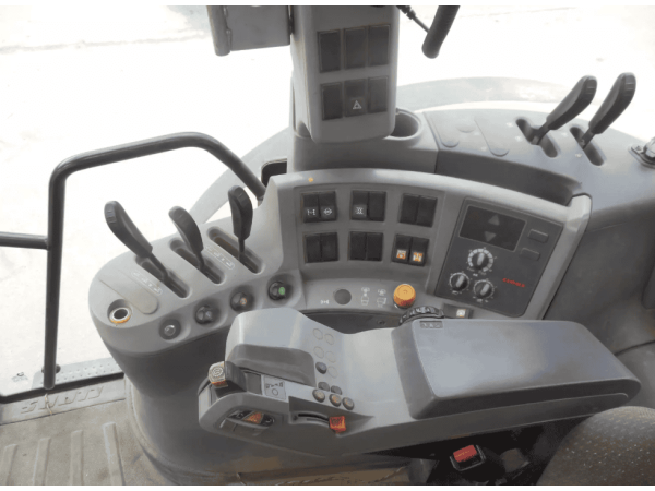 Трактор Claas Arion 640 (2011)