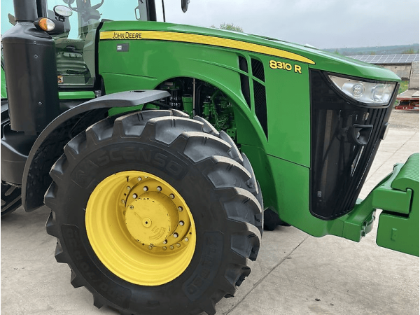 Трактор John Deere 8310R (2013)