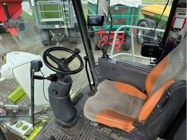 Кормозбиральний комбайн Claas Jaguar 850 (2010)