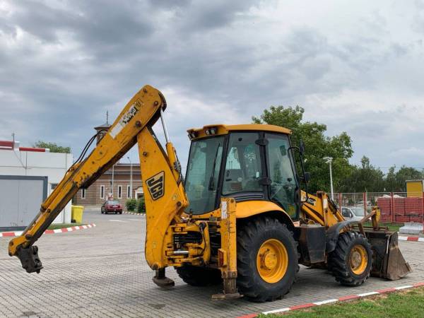 Екскаватор-навантажувач JCB 3CX (2004)