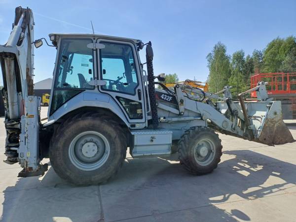 Екскаватор Caterpillar 432F (2016)