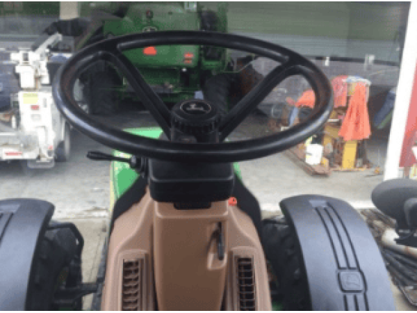 Трактор John Deere 8330 (2007)