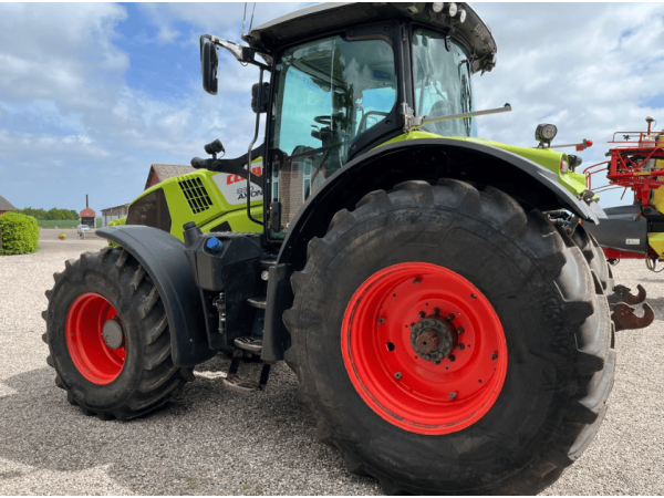 Трактор Claas Axion 830 (2014)