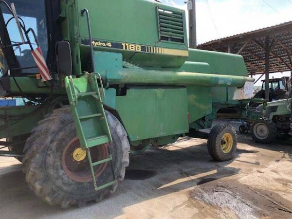 Комбайн  John Deere 1188 HYDRO/4 (1984)