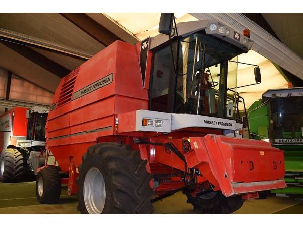 Комбайн Massey Ferguson 40 (1999)
