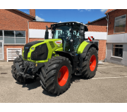 Трактор Claas Axion 830