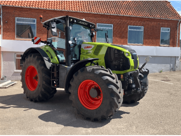 Трактор Claas Axion 830 (2020)