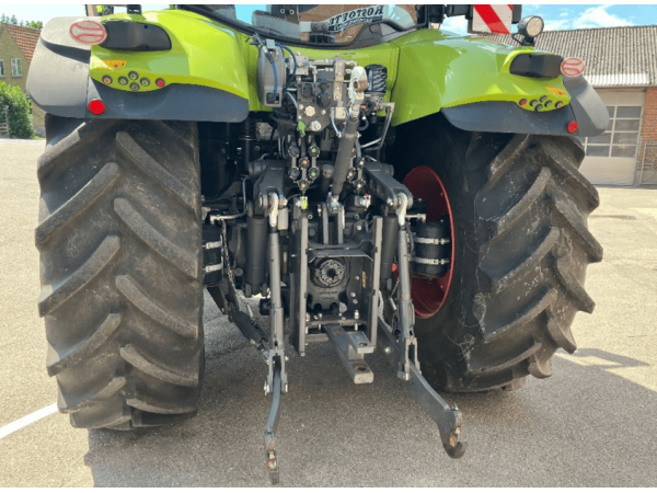 Трактор Claas Axion 830 (2020)