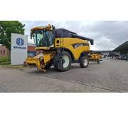 Комбайн New Holland CX860