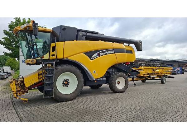 Комбайн New Holland CX860 (2004)