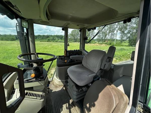 Трактор John Deere 6920 (2003)