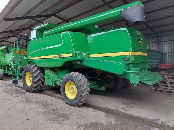 Комбайн John Deere T660 (2010)