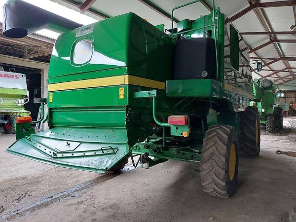 Комбайн John Deere T660 (2010)