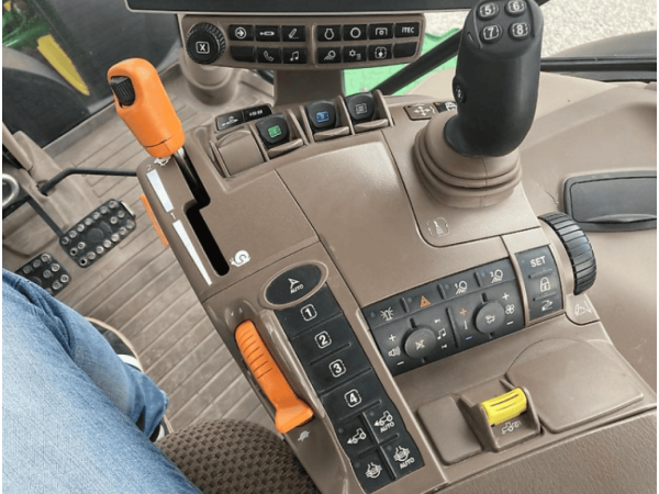Трактор John Deere 6250R (2019)