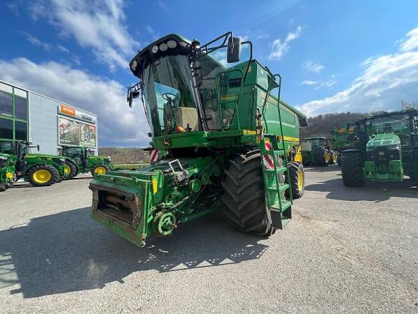Комбайн John Deere C670 (2009)