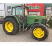 Трактор John Deere 6600