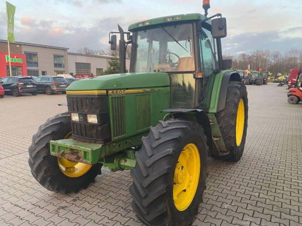 Трактор John Deere 6600 (1996)
