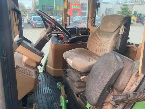 Трактор John Deere 6600 (1996)