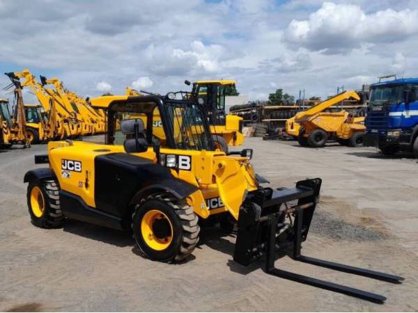 Навантажувач JCB 525-60 (2019)
