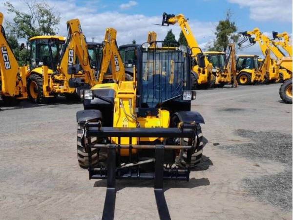 Навантажувач JCB 525-60 (2019)