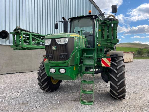 Самохідний обприскувач John Deere r4040i (2015)