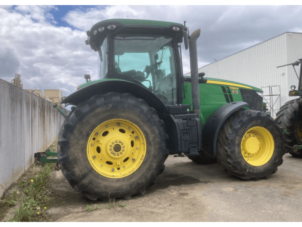 Трактор John Deere 7230R (2013)