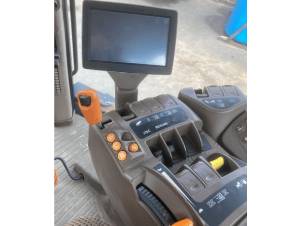 Трактор John Deere 7230R (2013)