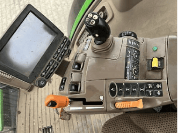  Трактор John Deere 7250R (2015)