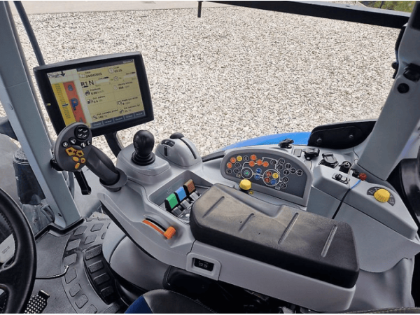 Трактор New Holland T7.245 (2017)