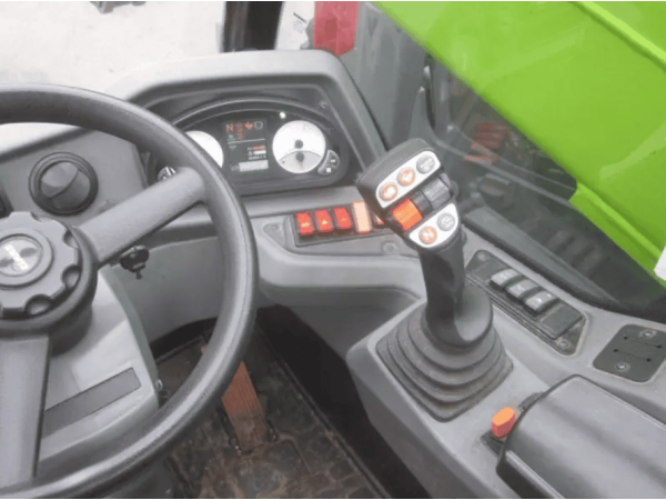 Навантажувач Claas Scorpion 746 (2020)