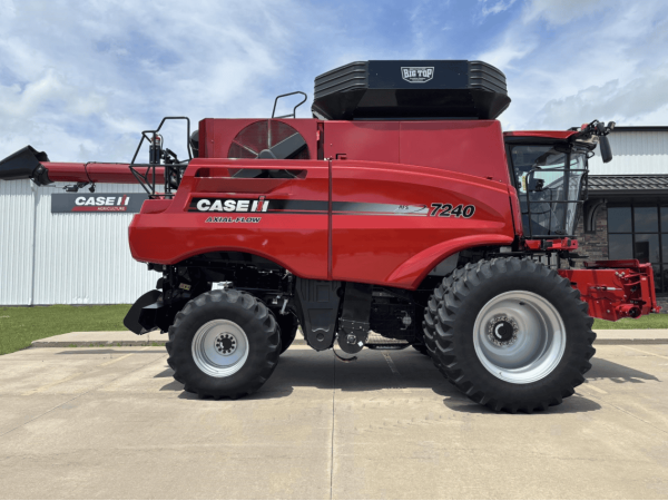 Комбайн Case IH 7240 (2016)