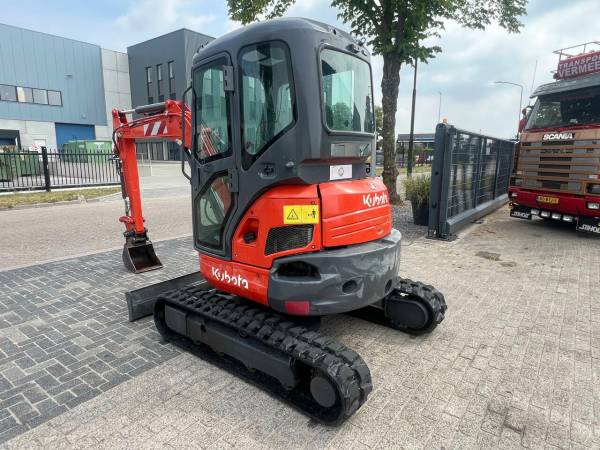 Міні-екскаватор Kubota U35 (2017)