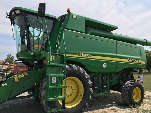 Комбайн John Deere 9880 STS (2003)