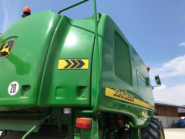 Комбайн John Deere 9880 STS (2003)