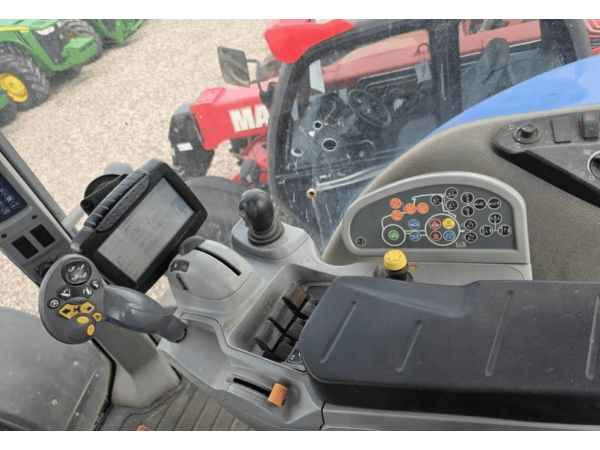 Трактор New Holland T8.390 (2013)