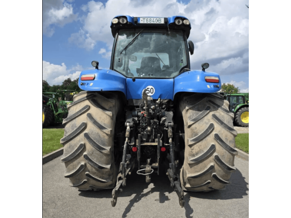 Трактор New Holland T8.390 (2013)