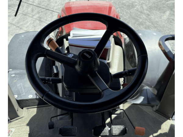 Трактор Case IH OPTUM 300 CVX (2019)