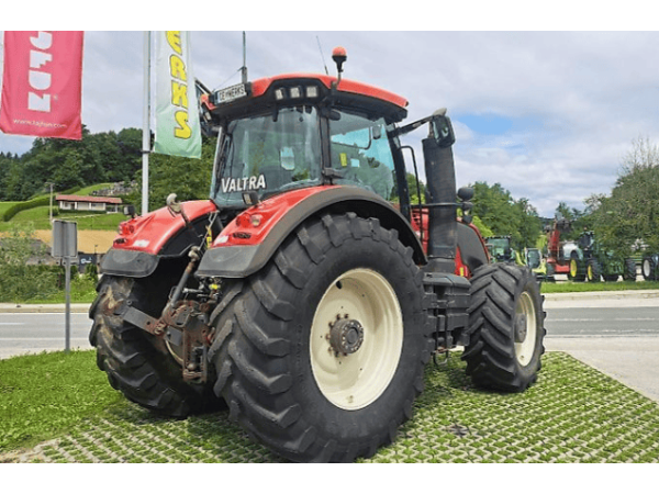 Трактор Valtra S353 (2012)