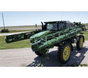 Самохідний обприскувач John Deere R4045