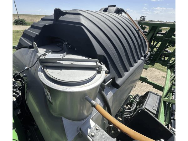 Самоходный опрыскиватель John Deere R4045 (2017)
