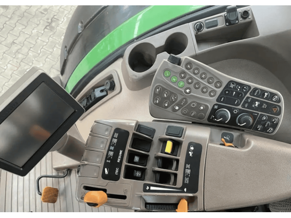 Трактор John Deere 8360R (2012)