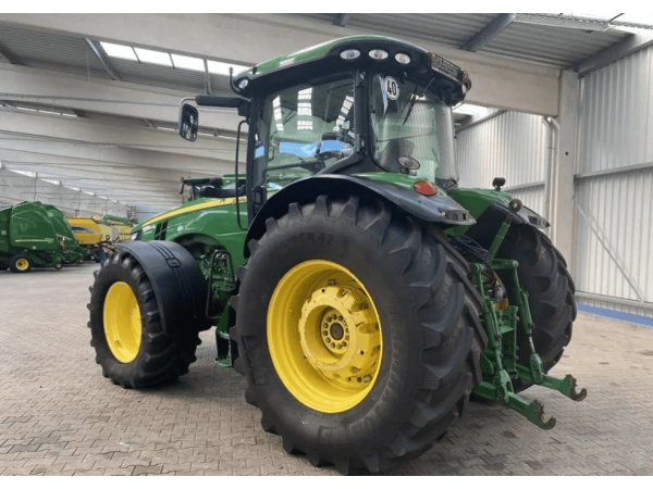 Трактор John Deere 8360R (2012)
