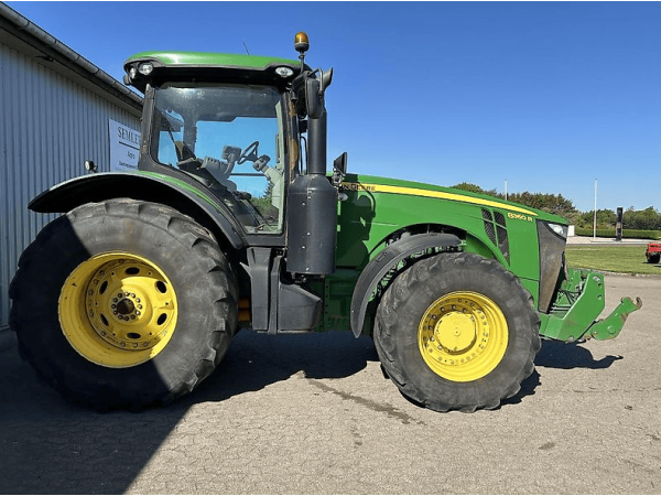 Трактор John Deere 8360R (2013)