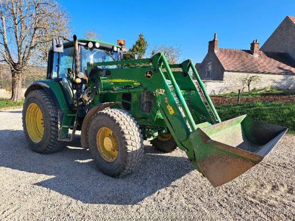 Трактор John Deere 6534 (2010)